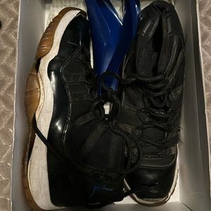 2010 space jam Air Jordan 11. Anybody want to buy and repair these?